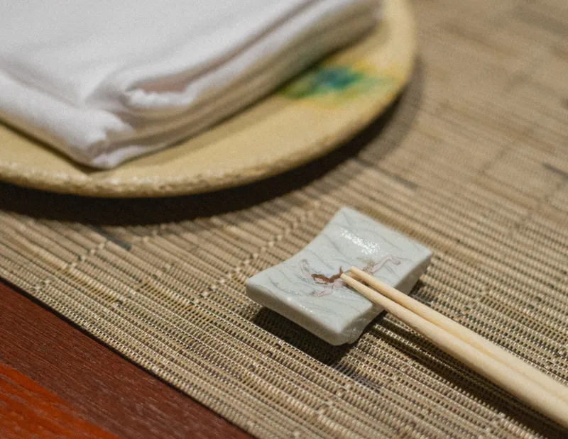 The Art of Being Received: Understanding Omotenashi and the Japanese Hospitality That Changes How You Dine